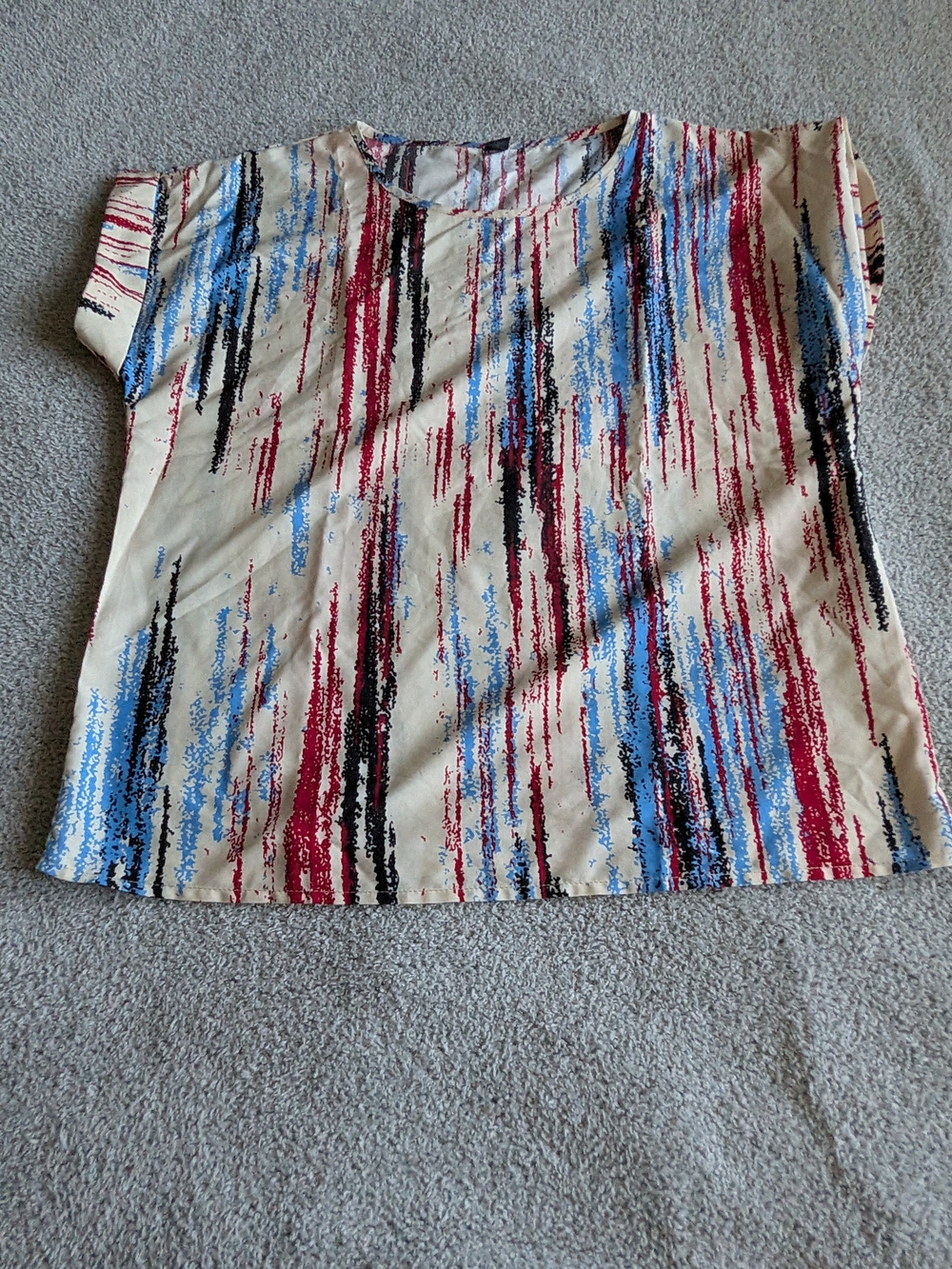 🌼B2G1🌼 Abstract Stripe Print Cream Short Sleeve Women's Top
